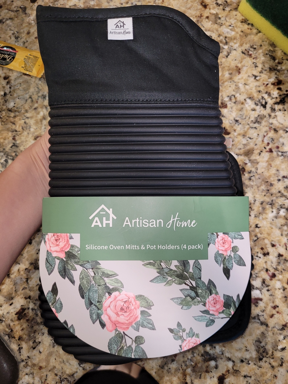 Artisan Home Black Silicone Oven Mitts & Pot Holders (4 Pack)